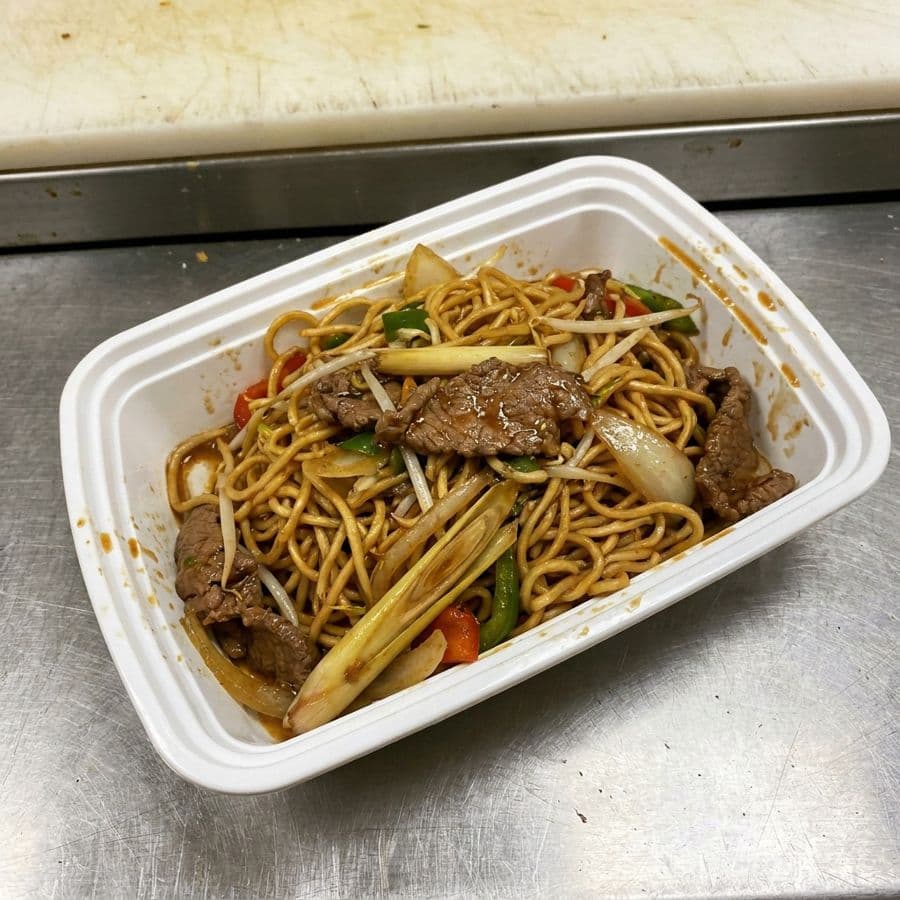Stir Fried Lemongrass Beef Chow Mein