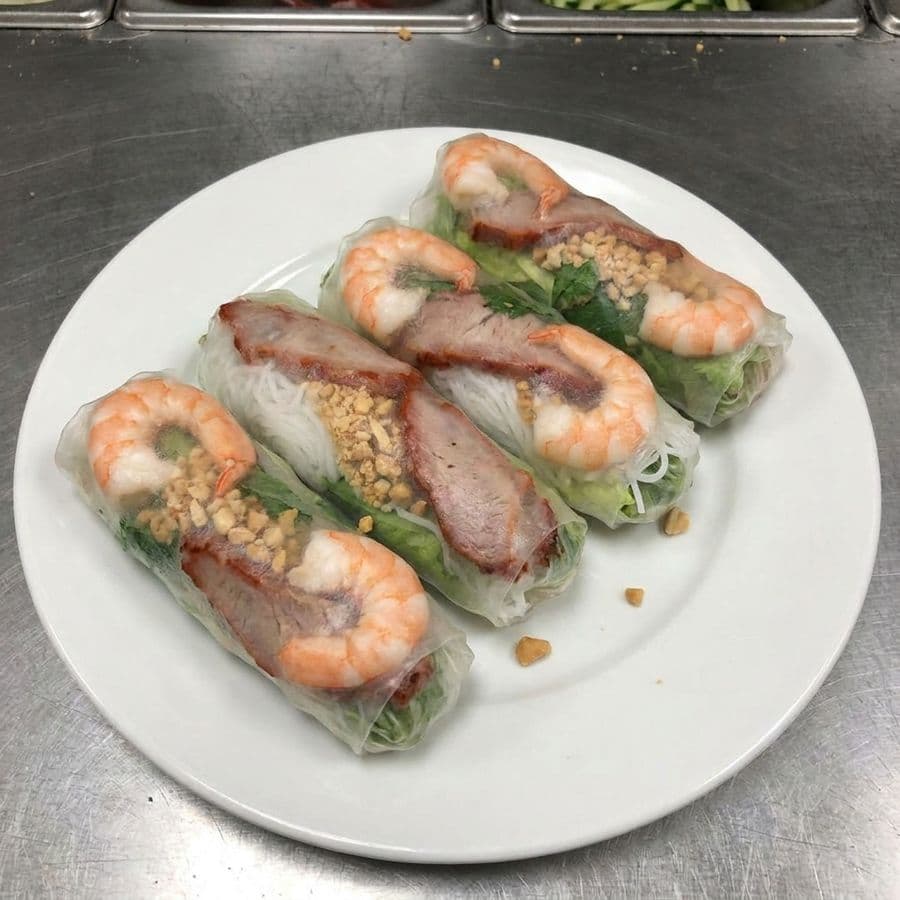 Shrimp & BBQ Pork Salad Rolls (4 pcs) (Tôm & Thịt Gỏi Cuốn)