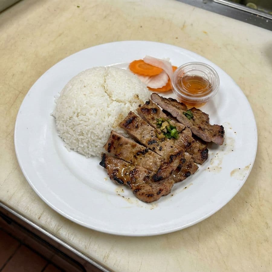 Grilled Pork with Steamed Rice (Cơm Thịt Nướng)