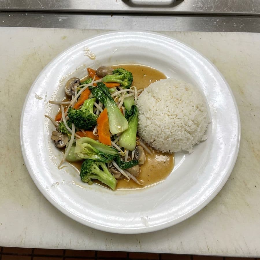 Stir Fried Vegetables with Steamed Rice (Rau Xào)