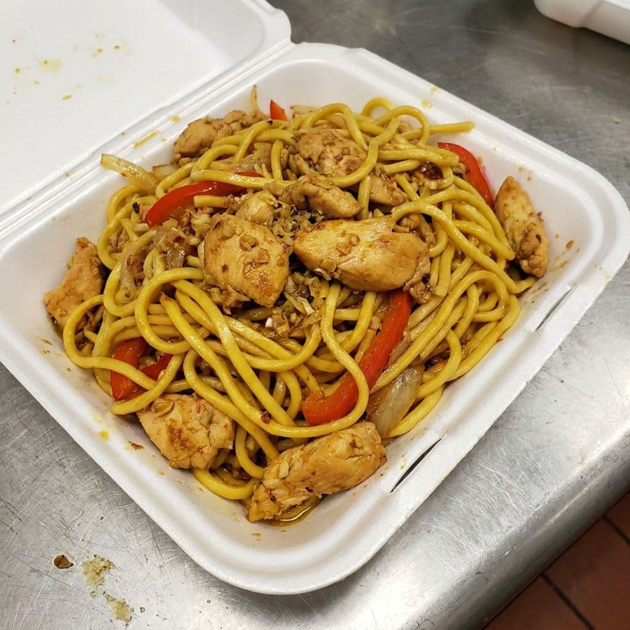 Stir Fried Lemongrass Chicken Shanghai Noodles