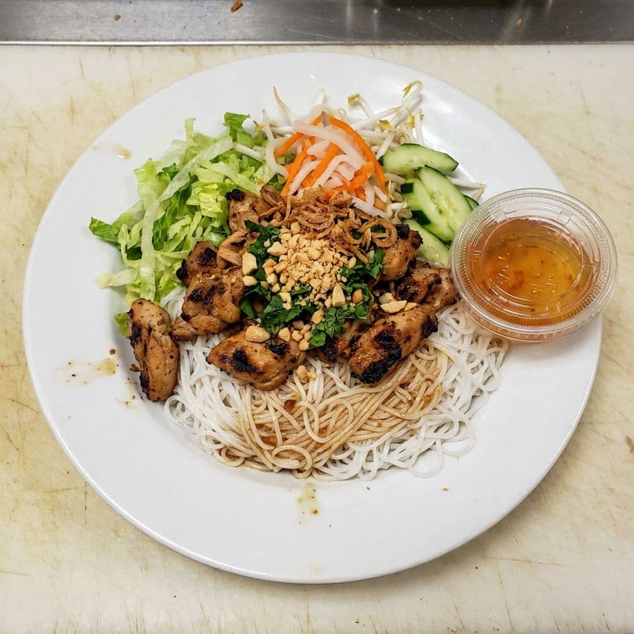 Grilled Chicken Vermicelli Bowl