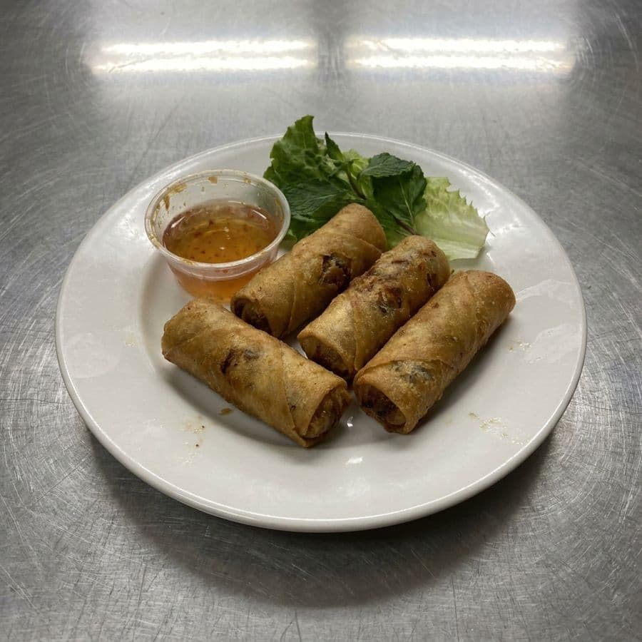 Pork Spring Roll (4 pcs) (Chả Giò Mặn)
