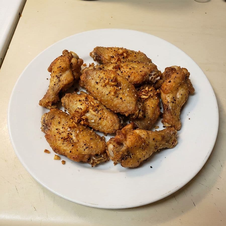 Pepper & Salt Chicken Wings (8 pcs) (Muối Tiêu Cánh Gà)